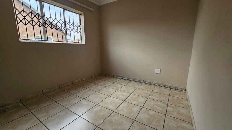 3 Bedroom Property for Sale in Waterkloof Hill Estate North West